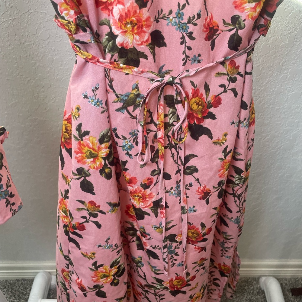 Topshop Pink Floral Midi Dress - Picture 5 of 8